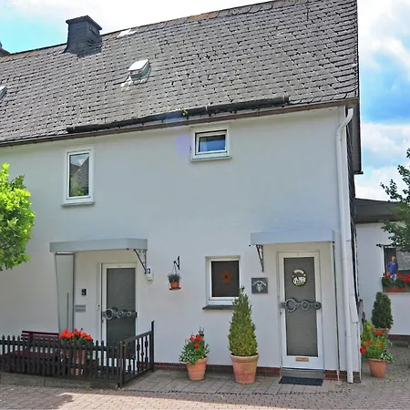 Appartement Modernes In Usseln Mit Terrasse, Cleaning Included